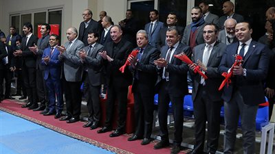وزير الشباب والرياضة ومحمود الخطيب يتابعان عرضا لبراعم الكاراتيه في الأهلي