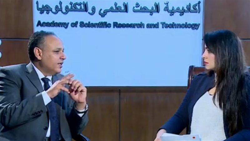  الدكتور محمود صقر