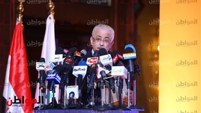 الدكتور طارق شوقي لـ عمرو أديب: مفيش تسريب بعد كدة