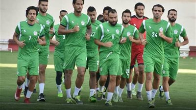 خالد عيد يهدد لاعبي المحلة بالعقوبات المالية.. تعرف على السبب