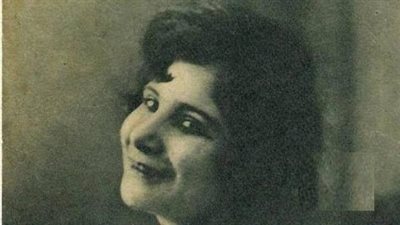 حكاية صورة| طلعت موزة.. ماري منيب في شبابها