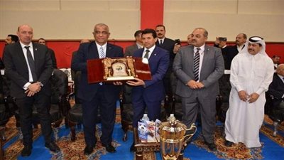 وزير الرياضة يفتتح البطولة العربية للملاكمة