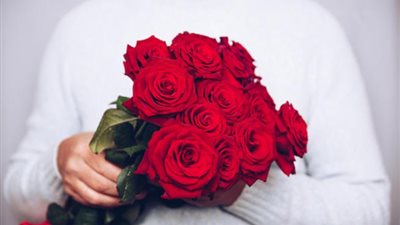 لو محتار ومش عارف تجيب ايه .. أجمل الهدايا لعيد الحب 2019 