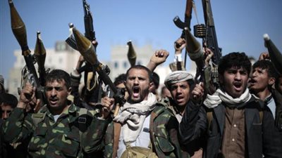 مليشيات الحوثي تنقض على عناصرها.. وتعلن تصفيتهم 
