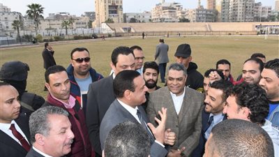 محافظ البحيرة يصرف مكافأة مالية لـ لاعبي نادي دمنهور وجهازه الفني 