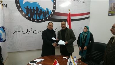صور| مستقبل وطن ببورسعيد يوقع اتفاقية تعاون مع «تعليم الكبار»