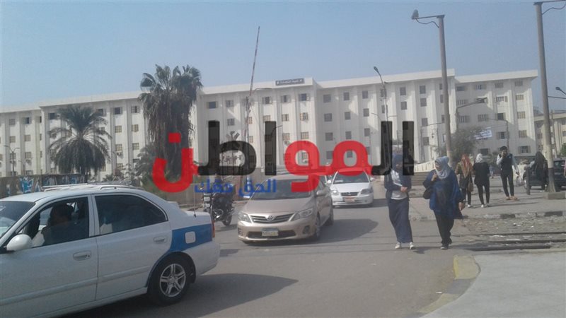 الحركة المرورية بشوارع