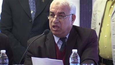 محاضرة رئيس وحدة الغسيل الكلوي بـ سوهاج الجامعي في مؤتمر طب أسوان