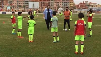 صور.. معكسر مغلق لأكاديمية هيثم عرابي في شرم الشيخ