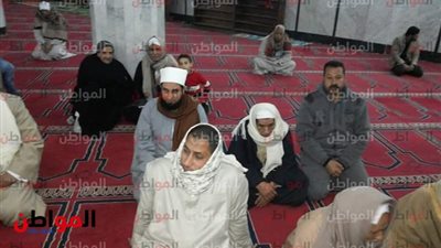 صور| توافد المصلين على مساجد بني سويف لأداء صلاة الجمعة 