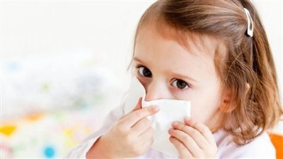 بعد تحذيرات هيئة الارصاد الجوية .. هذه نصائح للأمهات لحماية الأطفال من تقلبات الجو