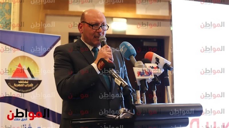 رئيس حزب مصر الثورة