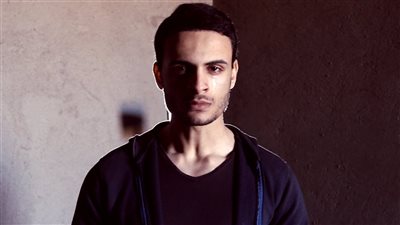 من هو شادي سرور .. بدأ بالسرقة وصولا إلى الإلحاد 