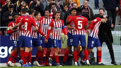 موراتا وجريزمان يقودان هجوم اتلتيكو مدريد ضد رايو فايكانو