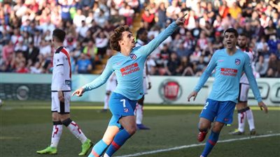 جريزمان يعيد اتلتيكو مدريد إلي وصافة الليجا مؤقتاً  