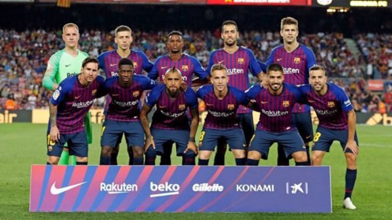 ميسي ولاعبو برشلونة