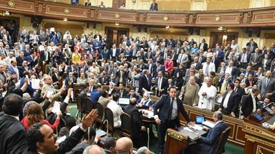 مجلس النواب يناقش رفع حصانة أحد النواب .. والسبب