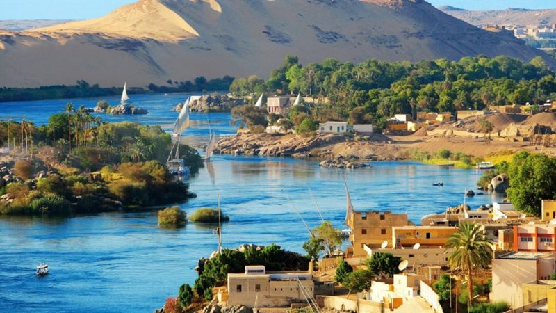 منتدى الشباب العربي