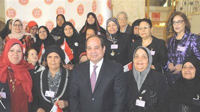 مكاسب المرأة .. الرئيس السيسي نصير عظيمات مصر