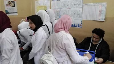 صور| انطلاق الحملة القومية للتطعيم ضد مرض شلل الأطفال ببني سويف
