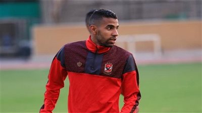 قرار هام من الأهلي بشأن مؤمن زكريا