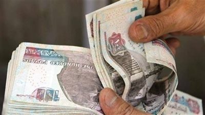رقص على حلم الشباب ليستولى على أموالهم 