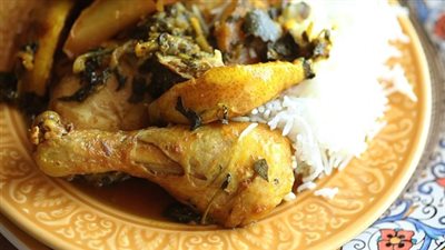 جربي أكلة مغربية شهيرة .. طاجن الفراخ بالكمثري