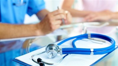 6 خرافات طبية يصدقها الناس ويكذبها العلم