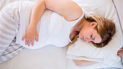 أخصائية نساء وتوليد: 6 معتقدات خاطئة تقع فيها المرأة الحامل