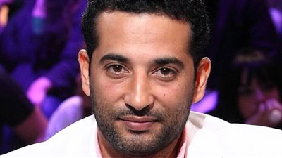عمرو سعد ينعى والدة مصطفى خاطر 