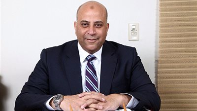 النائب عمرو غلاب يدعو رامي مالك لزيارة المنيا