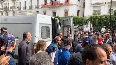 السنغال تغلق أبواب مكاتب الاقتراع لإعلان الفائز بالرئاسة