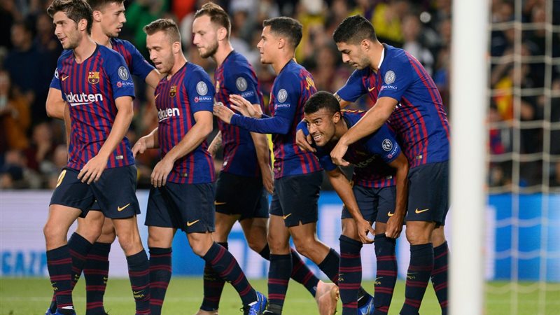 لاعبو برشلونة