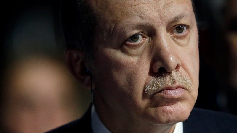 أردوغان يبكي بسبب