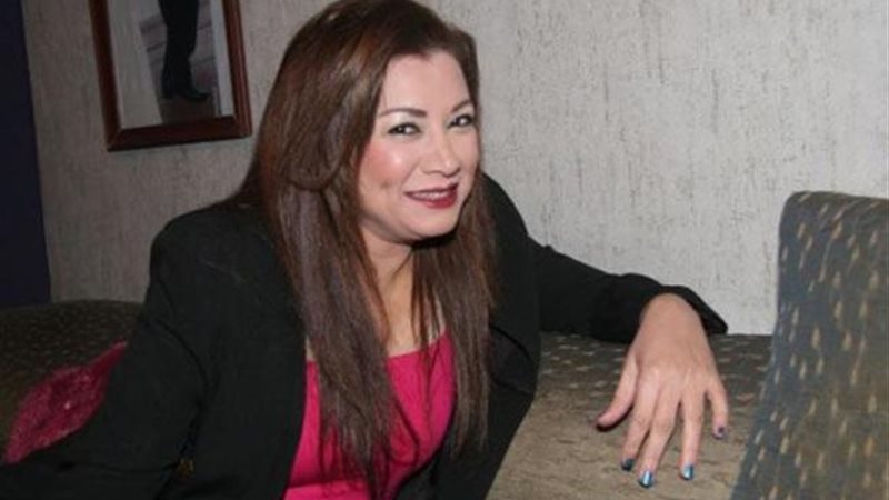 الفنانة انتصار 