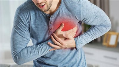 6 علامات تنبئك بـ أزمة قلبية تعرف عليها