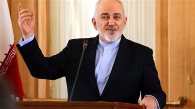 روحاني: أرفض استقالة «ظريف» وبشدة 