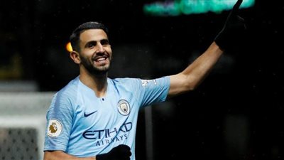 صور| مظاهرات في الجزائر بسبب رياض محرز