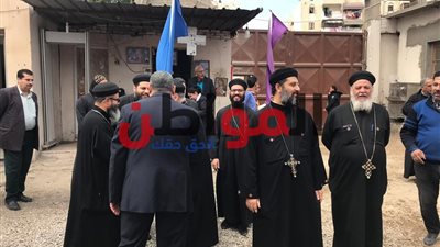 صور| أقباط بورسعيد في انتظار وصول البابا تواضروس الثاني