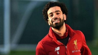 كلوب يتغنّى بأداء محمد صلاح أمام واتفورد