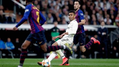 كاسميرو يواصل تصريحات لاعبي ريال مدريد ضد كريستيانو رونالدو