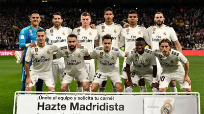 صورة| إصابة دموية لـ«نجم ريال مدريد» في الكلاسيكو