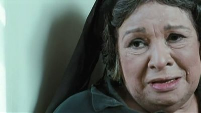 صورة لا تنسى | كريمة مختار في فيلم ساعة ونصف داخل القطار 