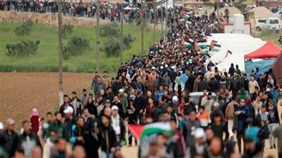 الفلسطينيون ينتفضون في جمعة «باب الرحمة»