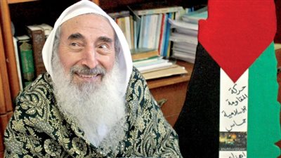أبطال لا تنسى| الشيخ «أحمد ياسين» القعيد الذي أرق الكيان الصهيوني