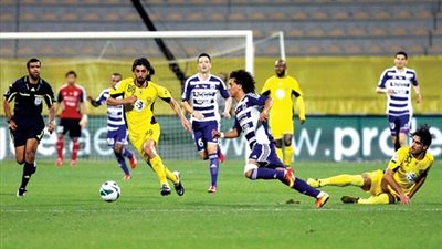 الدوري الإماراتي| الشارقة يبتعد بالصدارة و«خناقة» على الوصافة