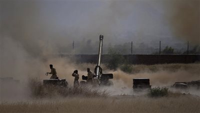 العالم في صورة| دخان المدفعية «لسان الحال» في أزمة الهند وباكستان  