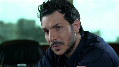 باسل الخياط عن مسلسل الكاتب: العمل قيد الانجاز 