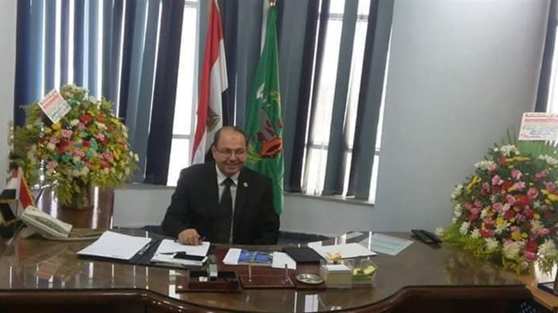 الدكتور نصيف الحفناوي