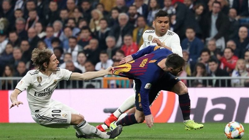 ميسي ومودريتش